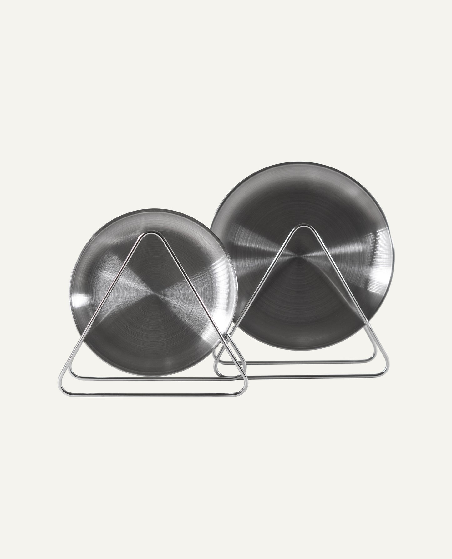 Ensemble d'assiettes moyennes en acier inoxydable brossé